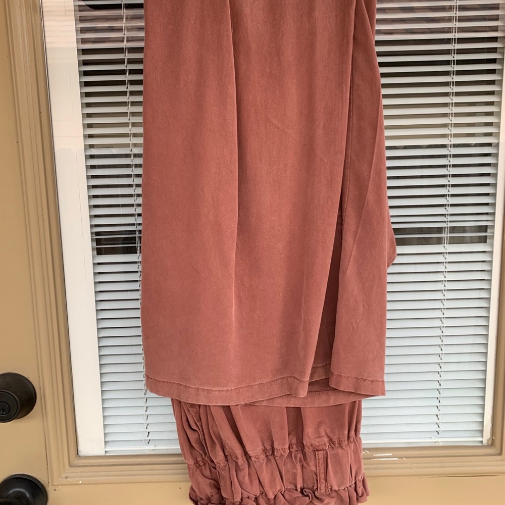 Loose-Fit Mauve Pants